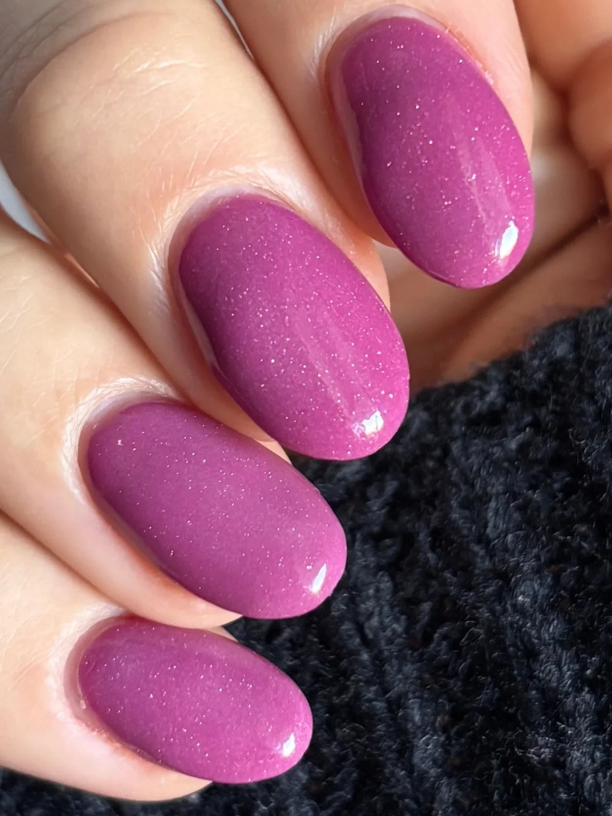 Grape Punch en la mano