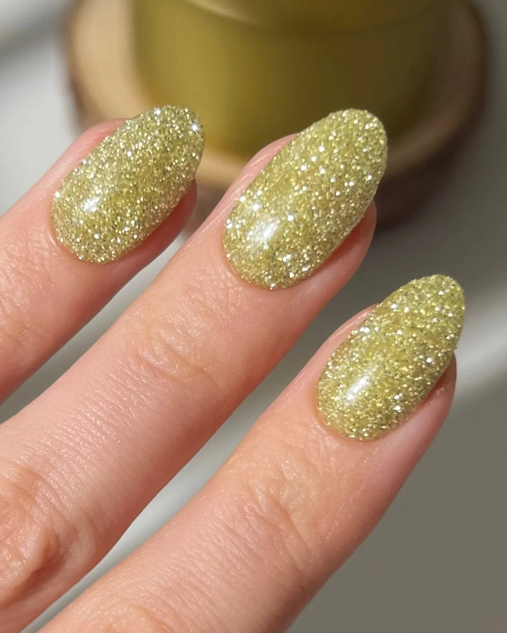 Shallow Gold en la mano